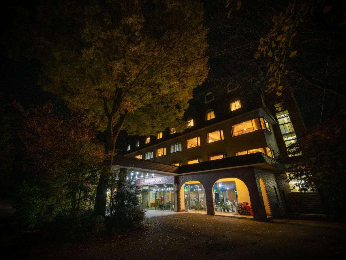 Hakuba Royal Hotel Exterior photo