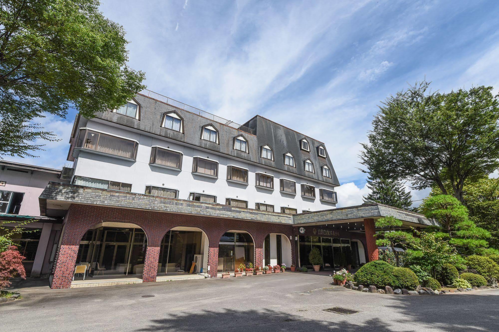 Hakuba Royal Hotel Exterior photo